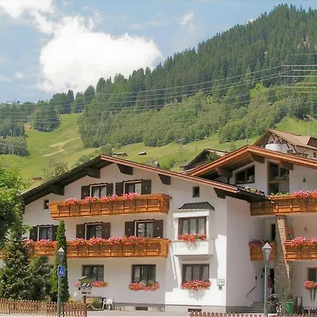 Bed & Breakfast Haus Fallesin *