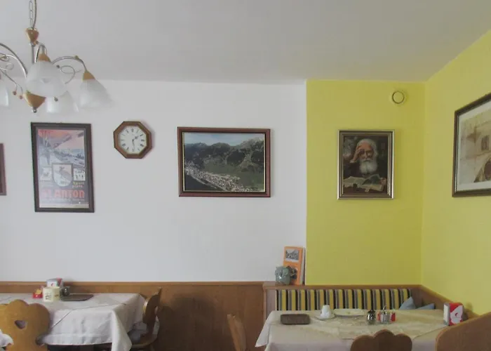 Bed & Breakfast Haus Fallesin St Anton am Arlberg