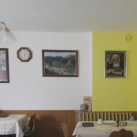 Bed and breakfast Haus Fallesin Sankt Anton am Arlberg