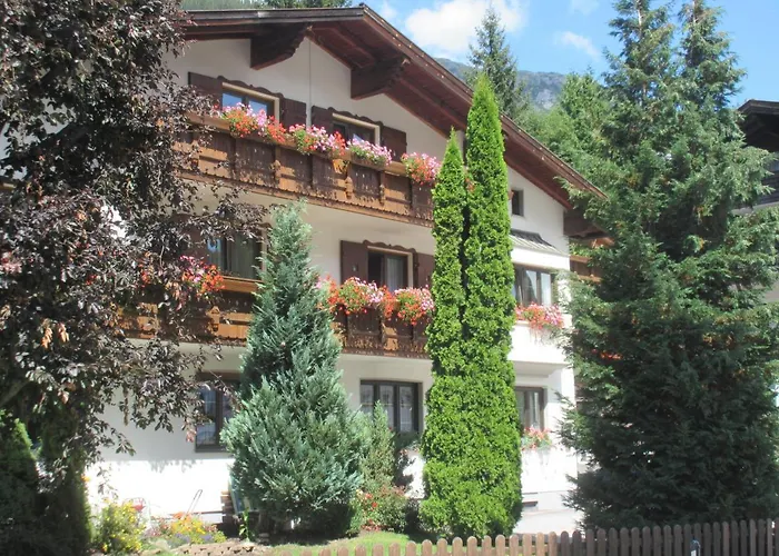 Couette-café Haus Fallesin 4*